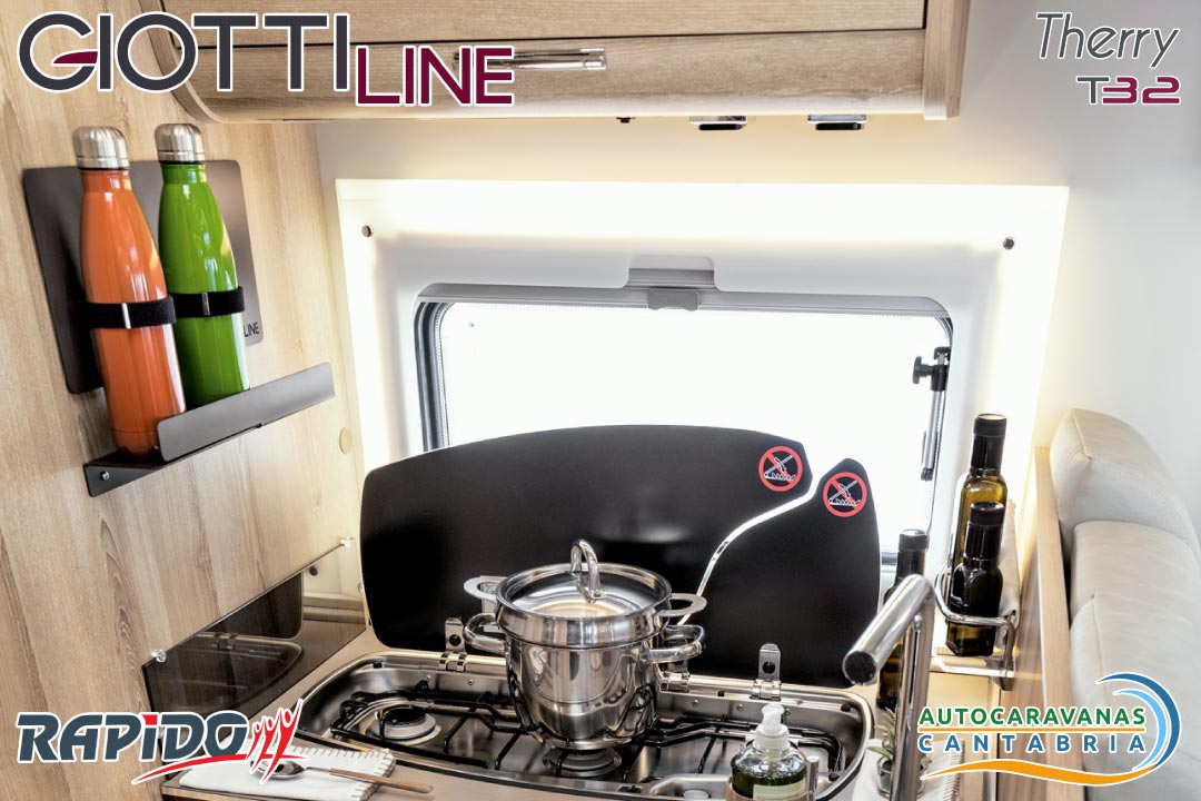 GiottiLine Therry T32 2023 Autocaravanas Cantabria cocina